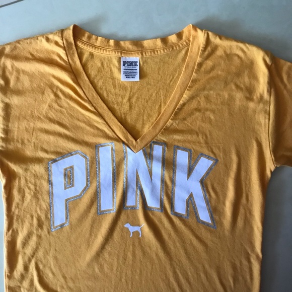 Pink Victoria’s Secret Women’s T-shirt - Picture 5 of 16